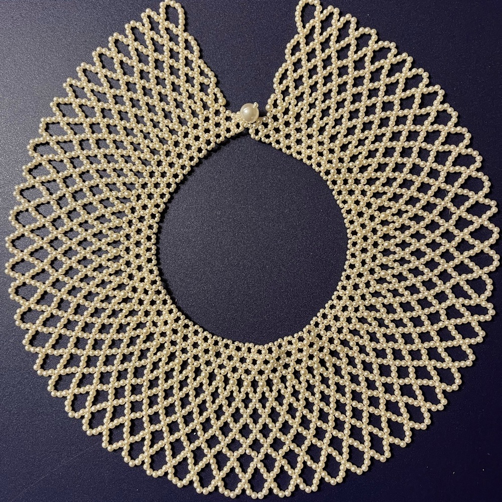 Elegant Faux Pearl Beaded Necklace